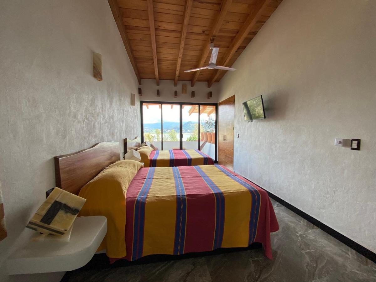 Hospedaje Anturios Valle De Bravo Bagian luar foto