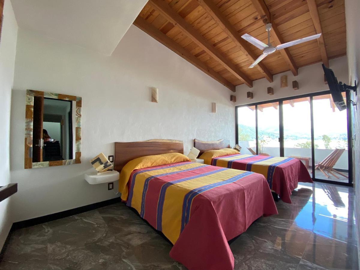 Hospedaje Anturios Valle De Bravo Bagian luar foto