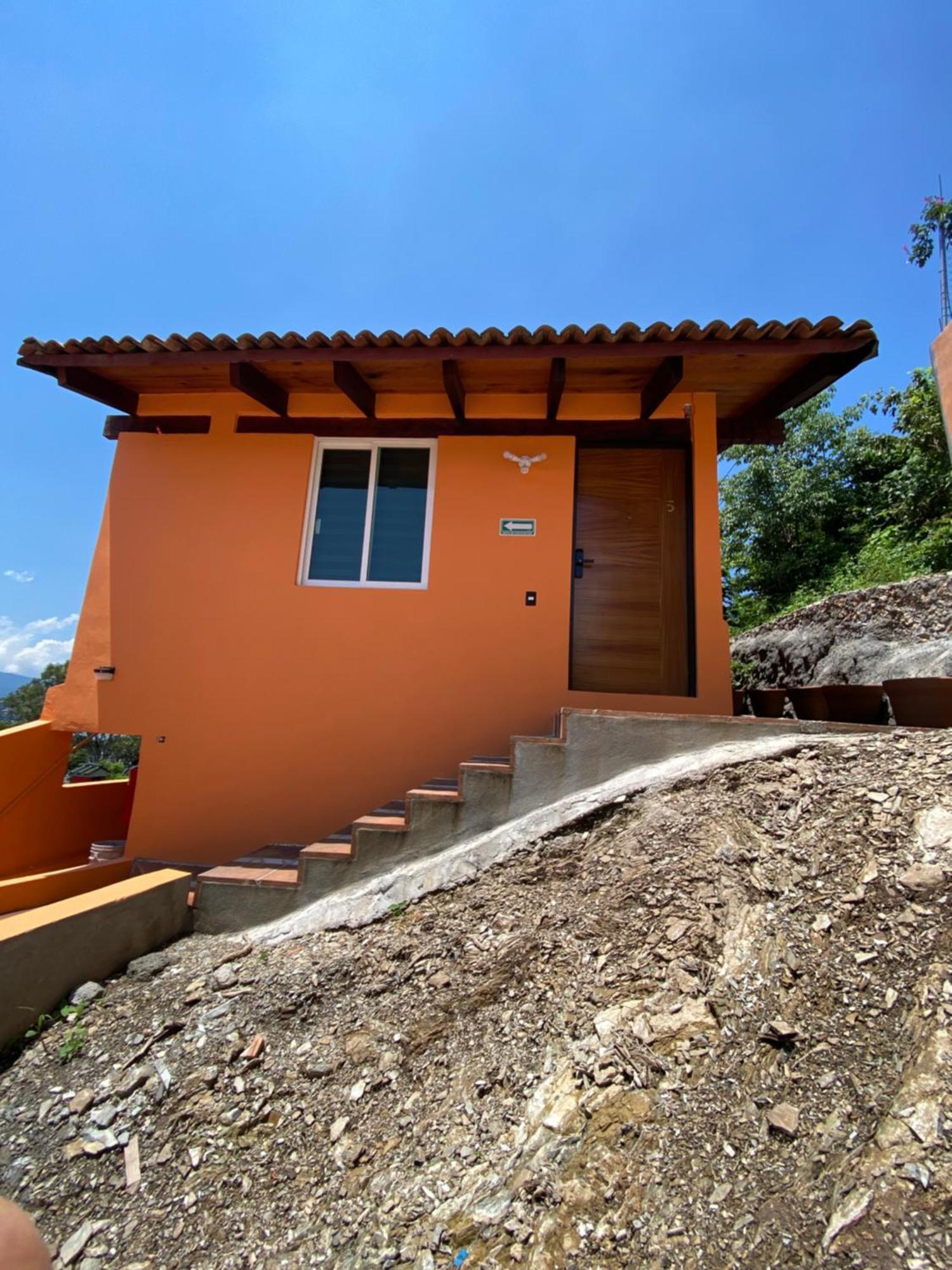 Hospedaje Anturios Valle De Bravo Bagian luar foto